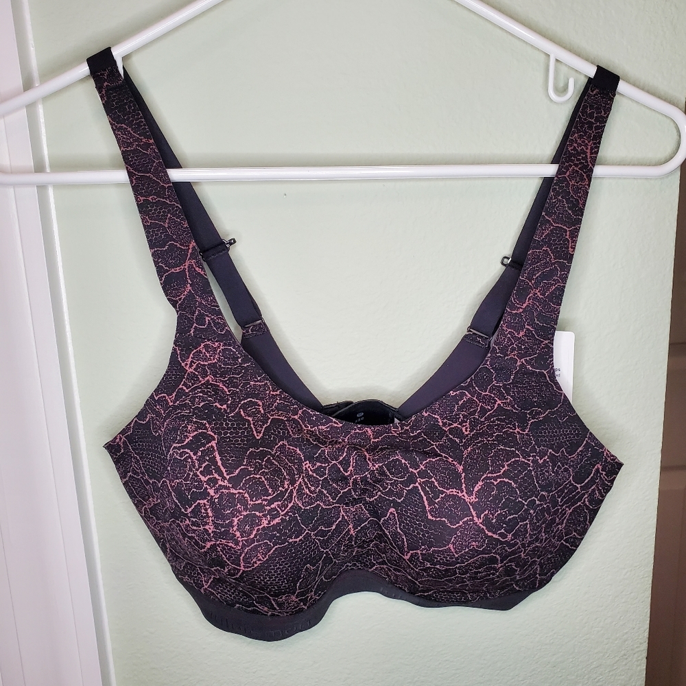 Nwt lululemon lacescape spanish rose black floral fine form bra size 32C 32E 38C - Picture 10 of 10